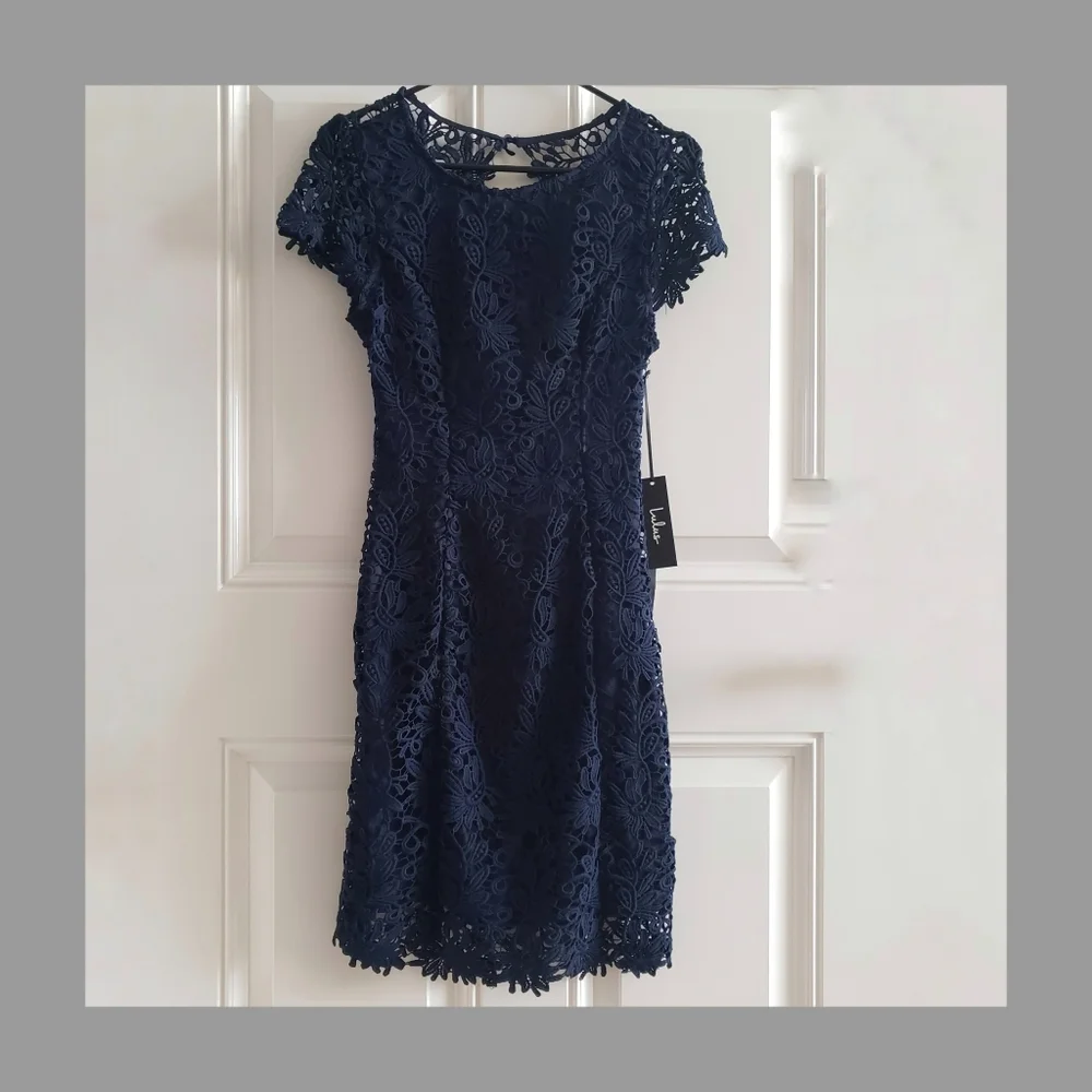 LULU'S Open Back Floral Lace Navy Blue Mini Dress SZ M - Picture 1 of 17